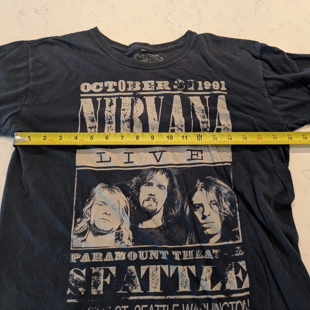 Nirvana Seattle Live October 31 1991 Paramount Theatre T-Shirt Sz: Small No Tags - Picture 2 of 6